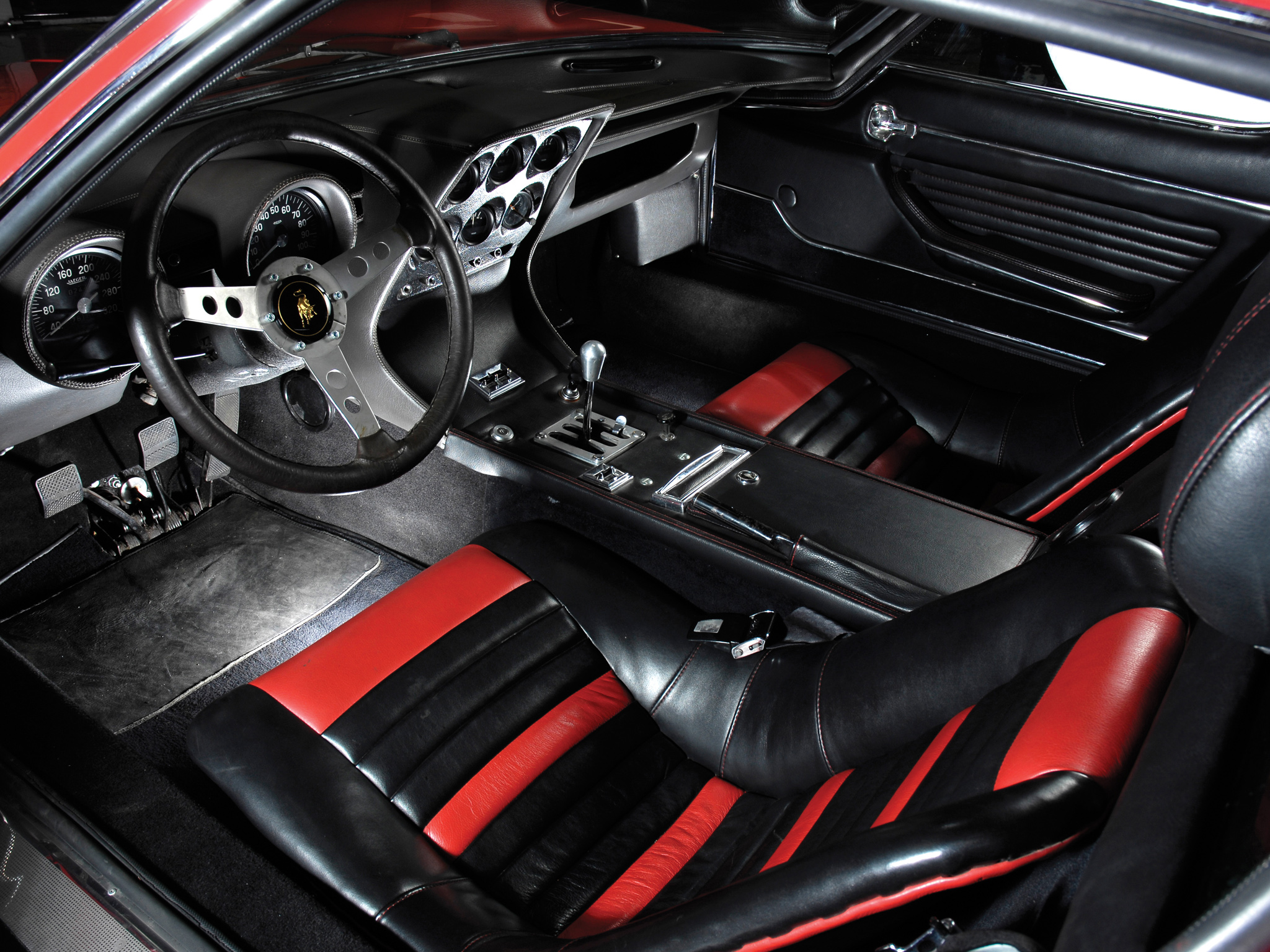 Lamborghini Miura P400 S (Bertone), 1969-71 - Interior